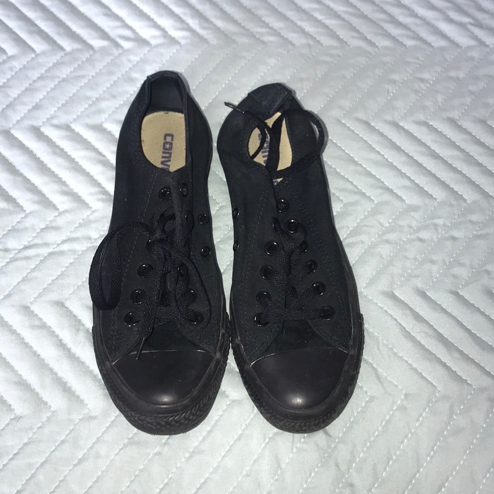 Black converse